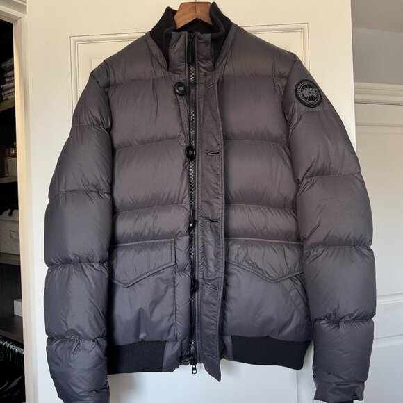 Canada Goose Ventoux Down Bomber- Graphite Grey Size Large